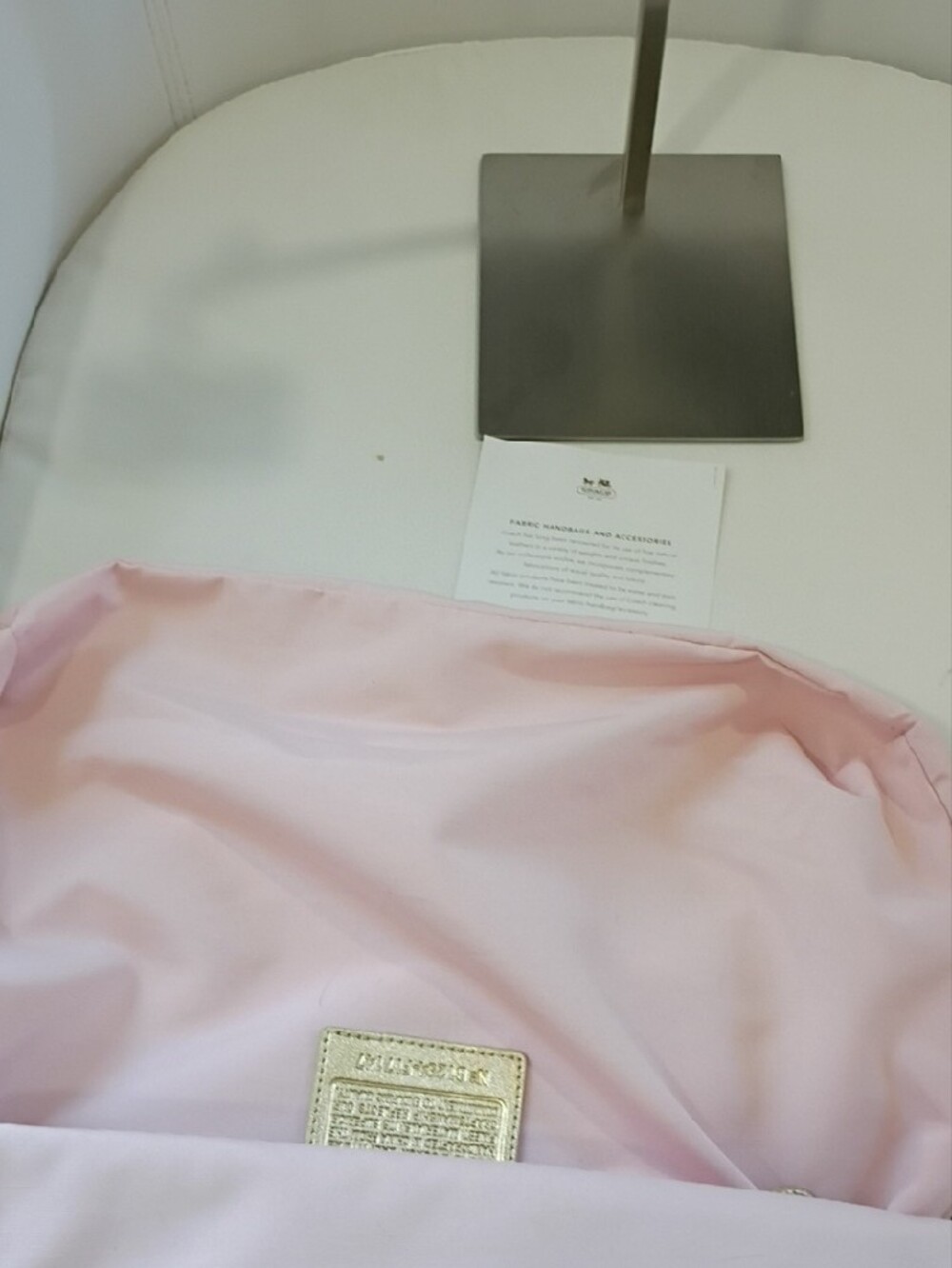 Coach Kyra Poppy Messenger Bag In Pristine Condition With Adjustable Strap - Picture 15 of 16